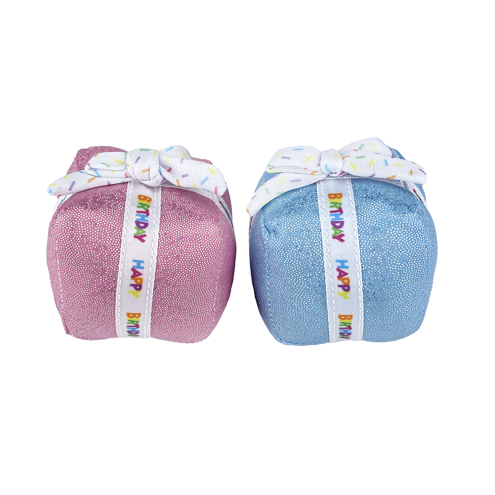 MULTIPET Birthday Present Cat Toy 2.5"