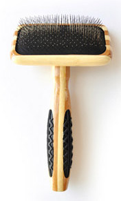[BAS10559] BASS Slicker Brush Wood Handle S